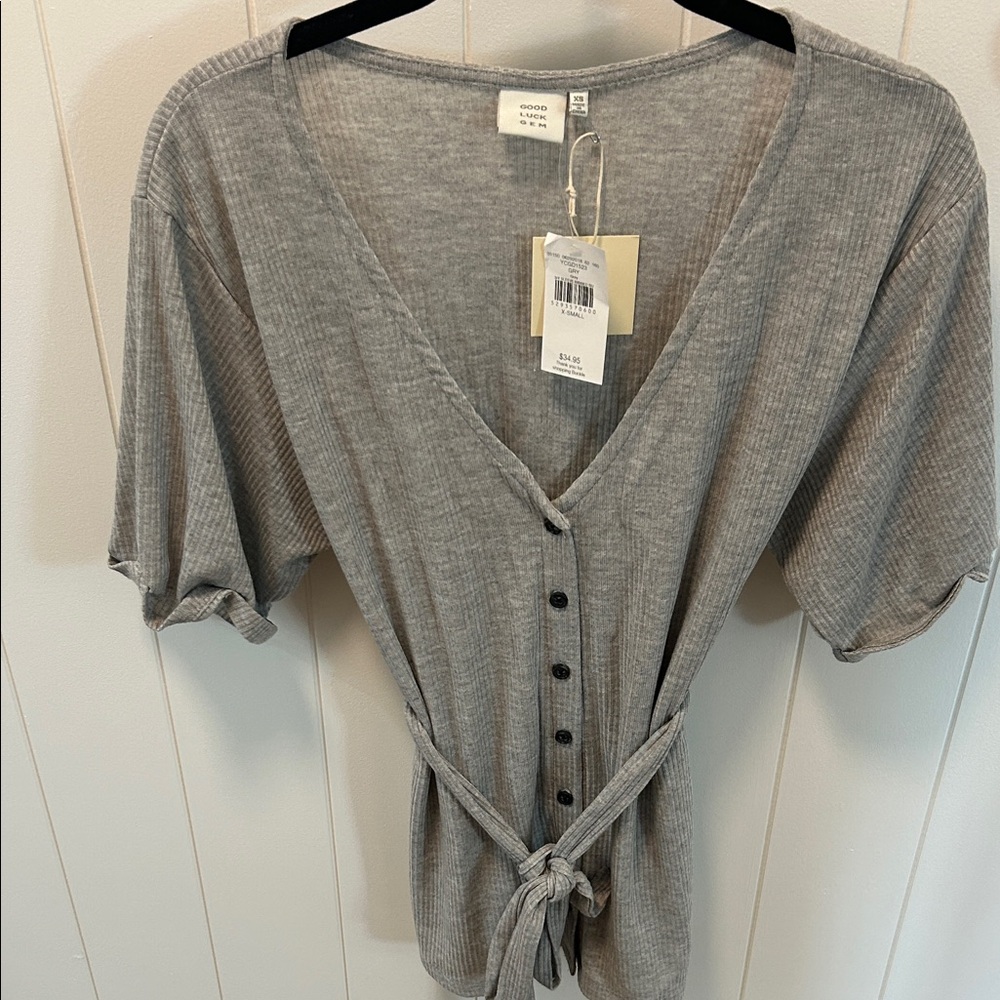 Buckle good luck gem Light Gray V-Neck Blouse with Tie Waist